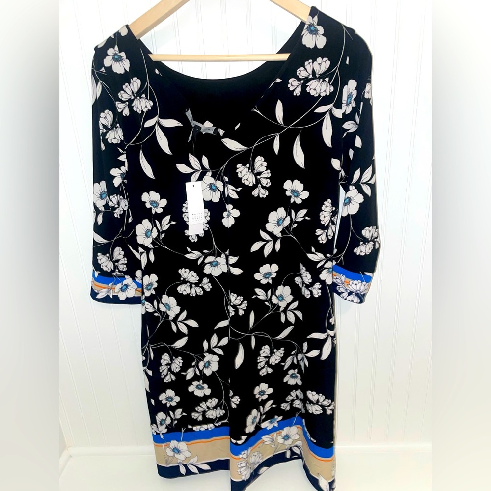 Size Small women’s dress